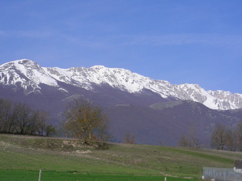 Valle Subequana ... e Castel Di Ieri  in Abruzzo